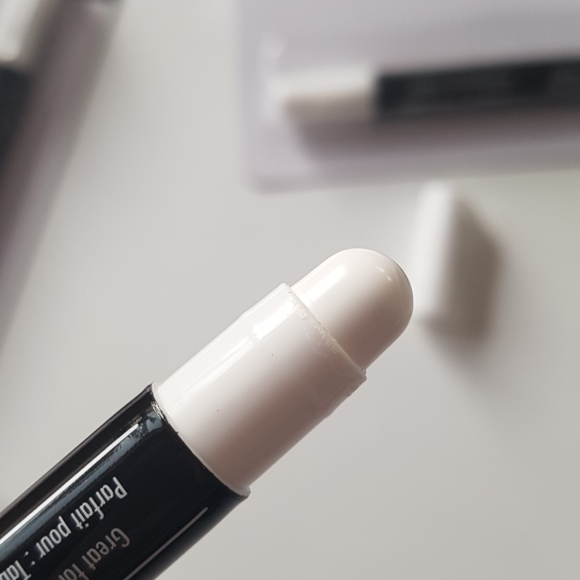 Pack of 2 Craft Décor Chalk Writer Marker Wet-Erasable (White) - Picture 3 of 6